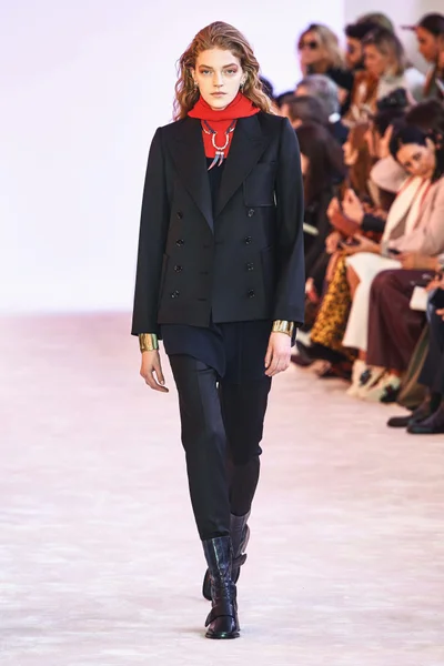 Look 38